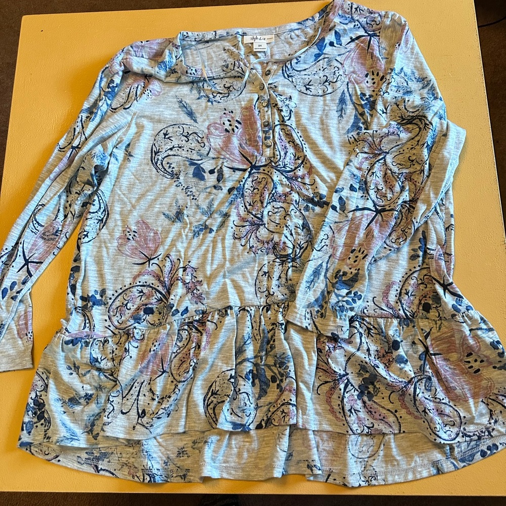 Woman’s top